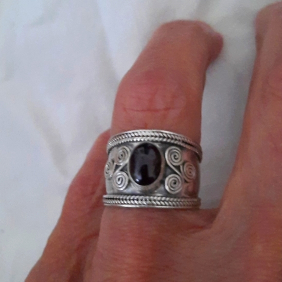 Vintage Sterling Ruby Ring. - Picture 3 of 5